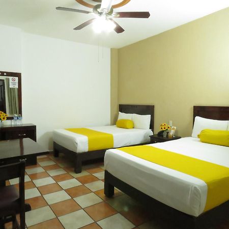 Hotel Los Girasoles Tepic Exterior foto